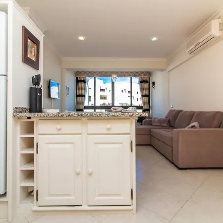 One Bedroom Quarteira